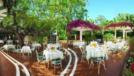 Im Garten der Polo Lounge des Beverly Hills Hotels