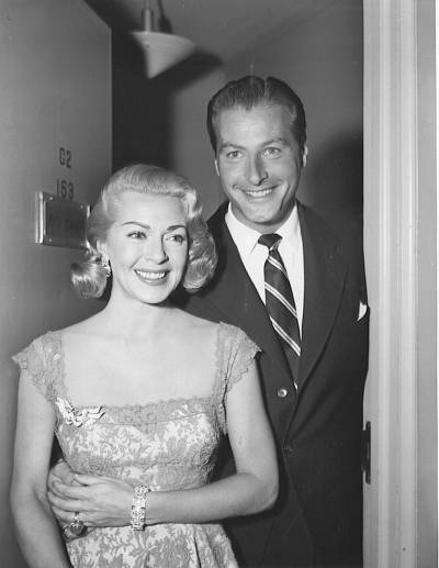 At home in L.A.: Lex Barker with Lana Turner